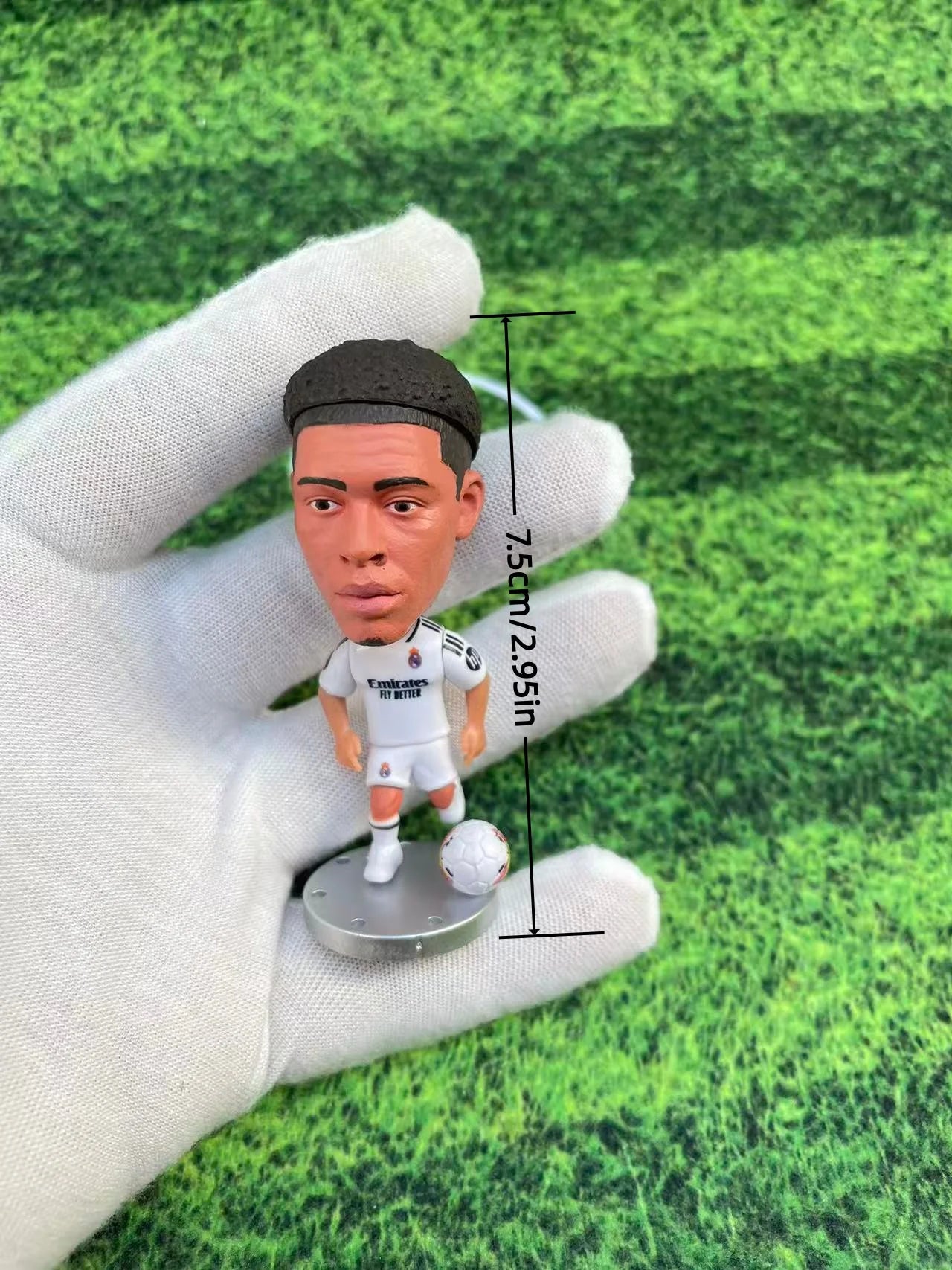 Boneco Jogador de Futebol em Resina 6,5cm — Enfeite para Carro Copa 2026
