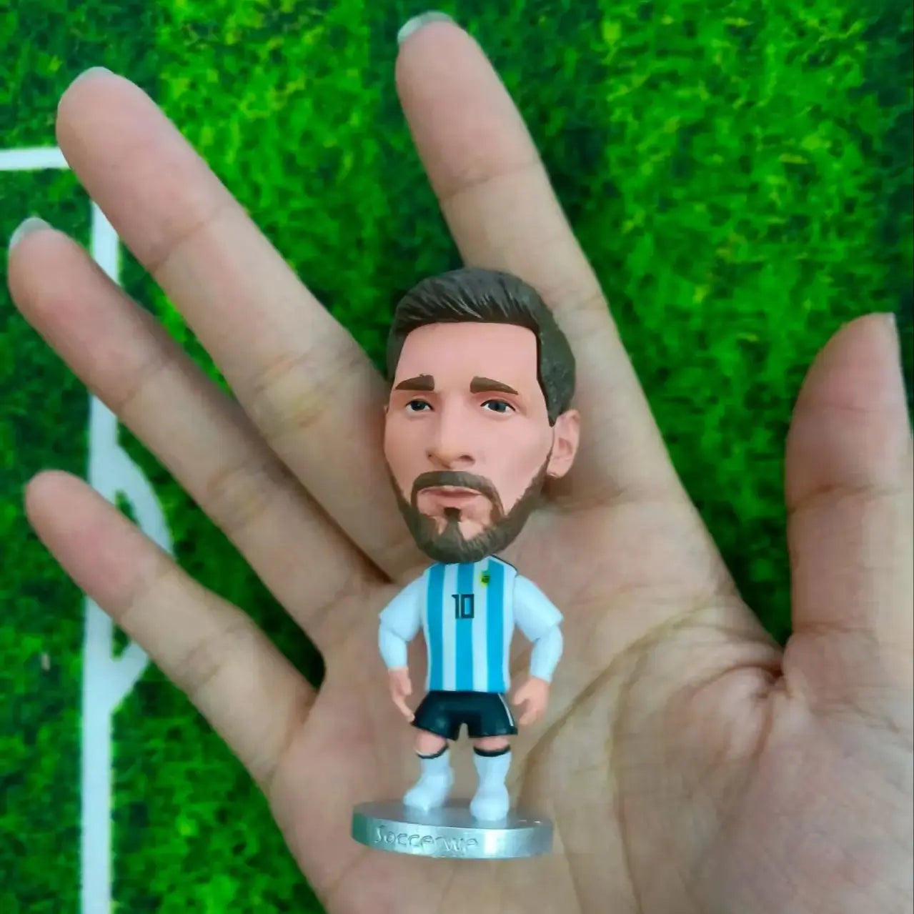 Boneco Jogador de Futebol em Resina 6,5cm — Enfeite para Carro Copa 2026